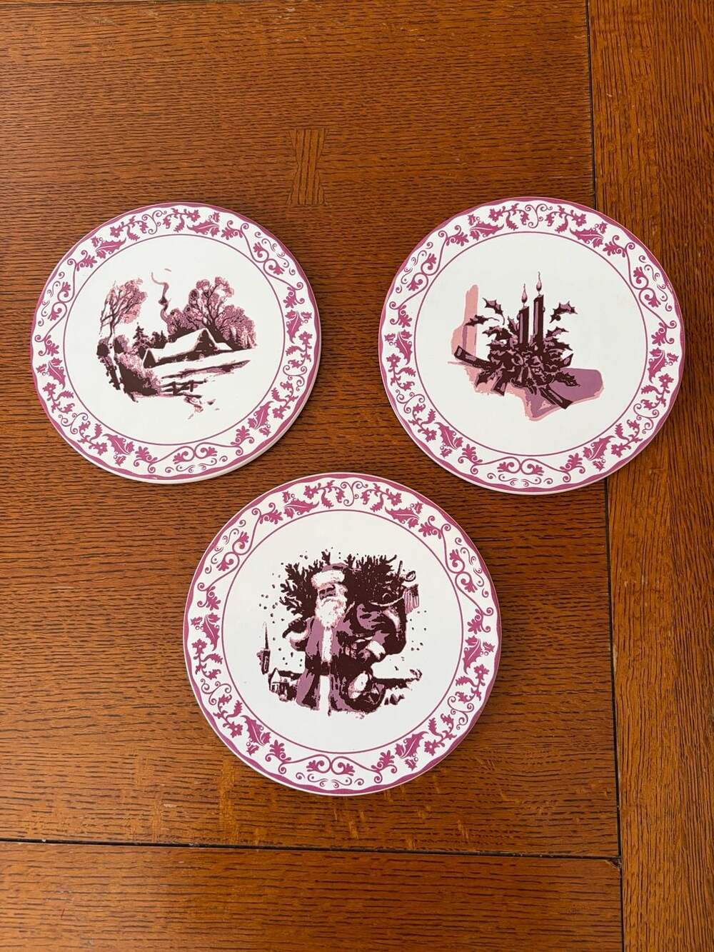 WMG 09 Christmas Decorative Plates Set of 3